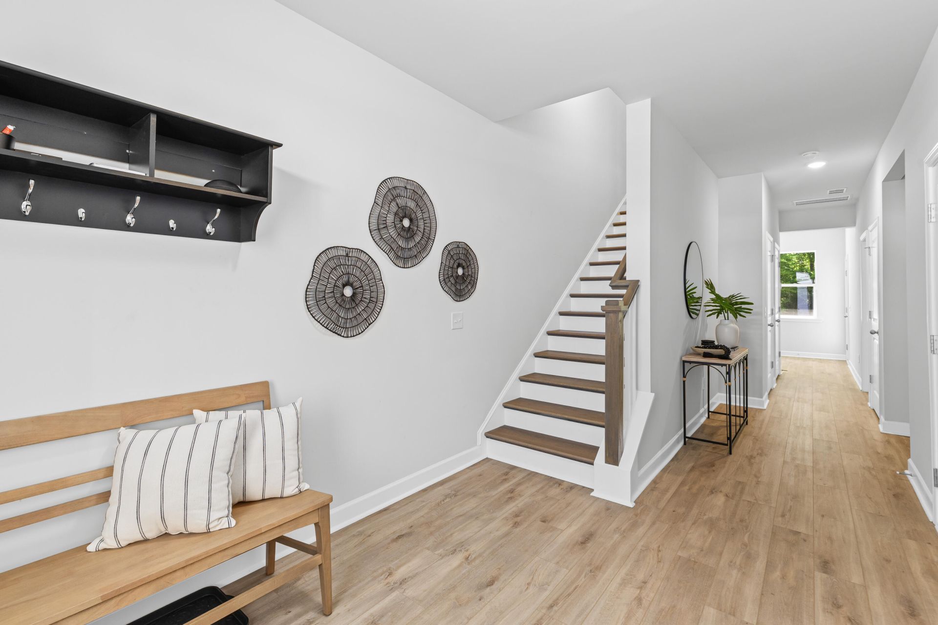 5206 New Palm Court Photo 4