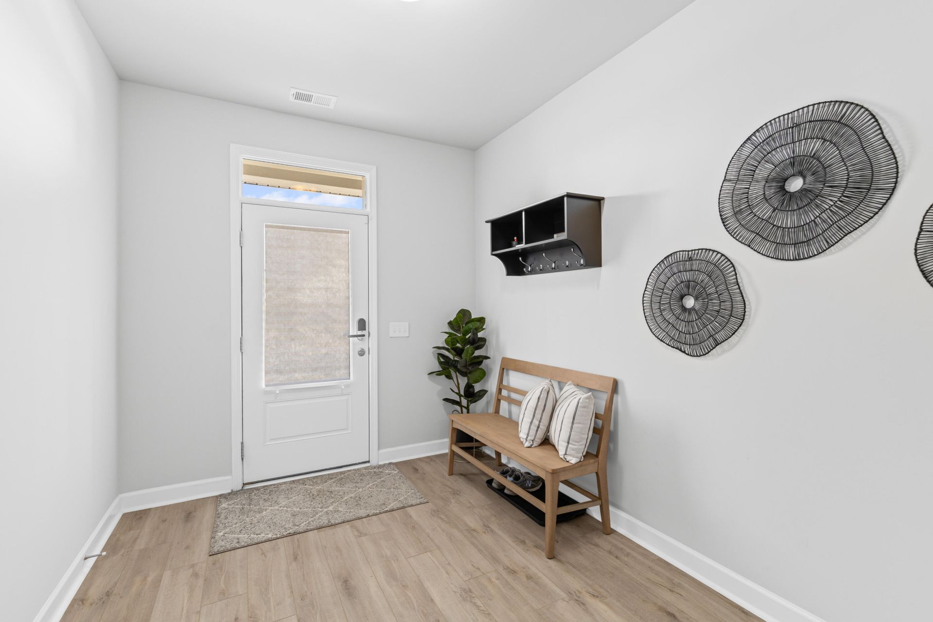 5206 New Palm Court Photo 5