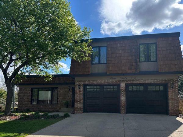1134 9th Street N, Saint James, MN 56081