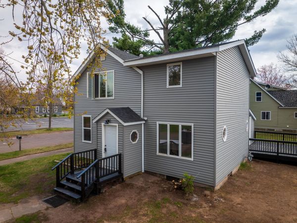 105 Commercial Avenue N, Sandstone, MN 55072