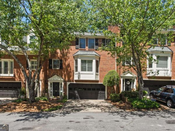 3873 Roswell Road NE, Unit 17, Atlanta, GA 30342