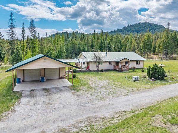 3145 Red Marble Rd, Chewelah, WA 99109