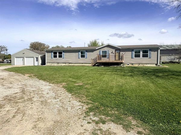 599 Rock Grove Dr, Nora Springs, IA 50458