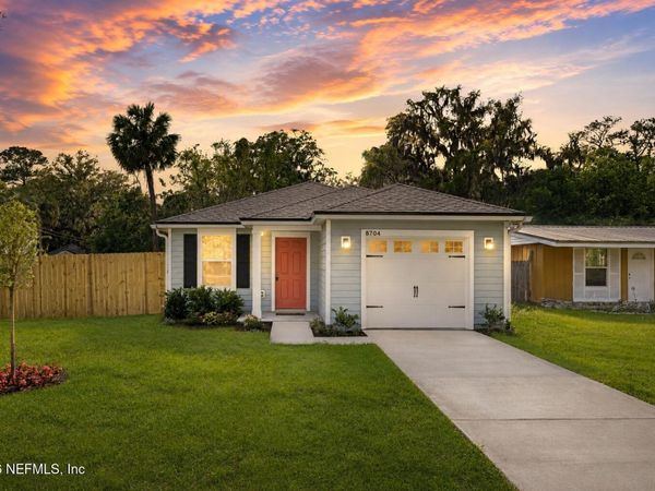 8704 7TH Avenue, Jacksonville, FL 32208