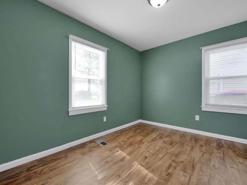 93 Buena Vista Avenue, Columbus, OH 43228 Photo 11