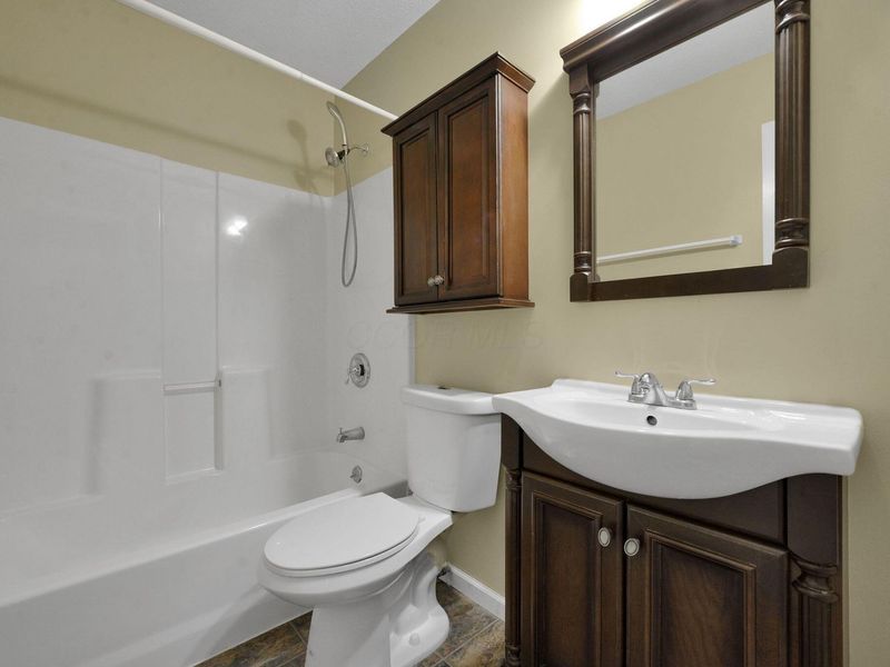 93 Buena Vista Avenue, Columbus, OH 43228 Photo 13