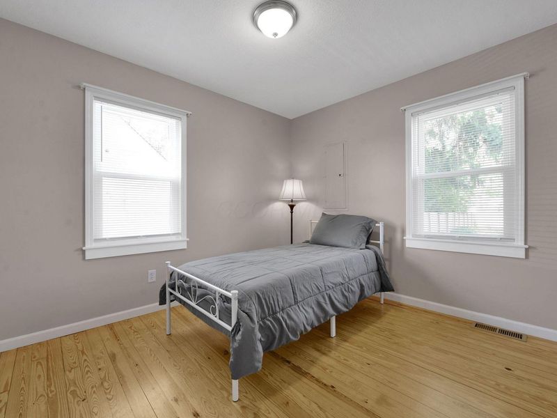 93 Buena Vista Avenue, Columbus, OH 43228 Photo 14