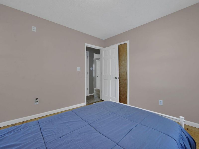 93 Buena Vista Avenue, Columbus, OH 43228 Photo 15