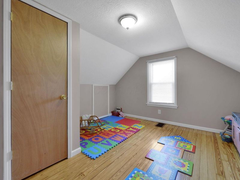 93 Buena Vista Avenue, Columbus, OH 43228 Photo 19