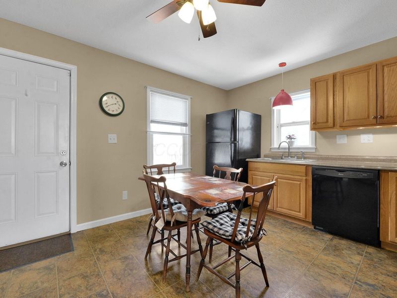 93 Buena Vista Avenue, Columbus, OH 43228 Photo 7