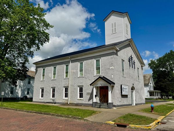 73 S 9th Street , Mcconnelsville, OH 43756