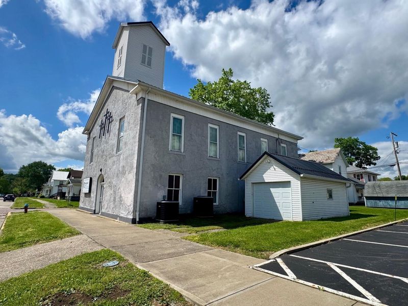 73 S 9th Street , McConnelsville, OH 43756 Photo 2