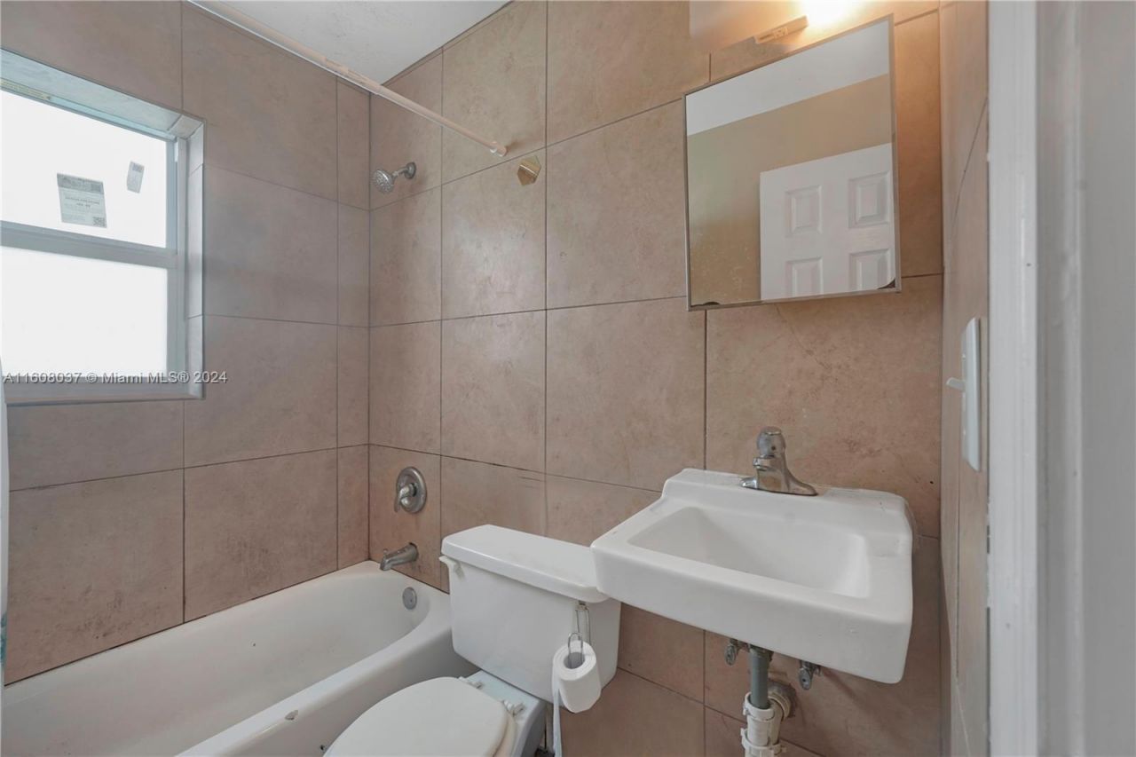 628 SW 4th Street, Belle Glade, FL 33430 Photo