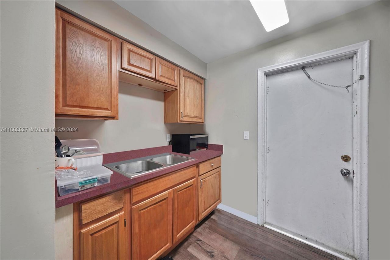 628 SW 4th Street, Belle Glade, FL 33430 Photo