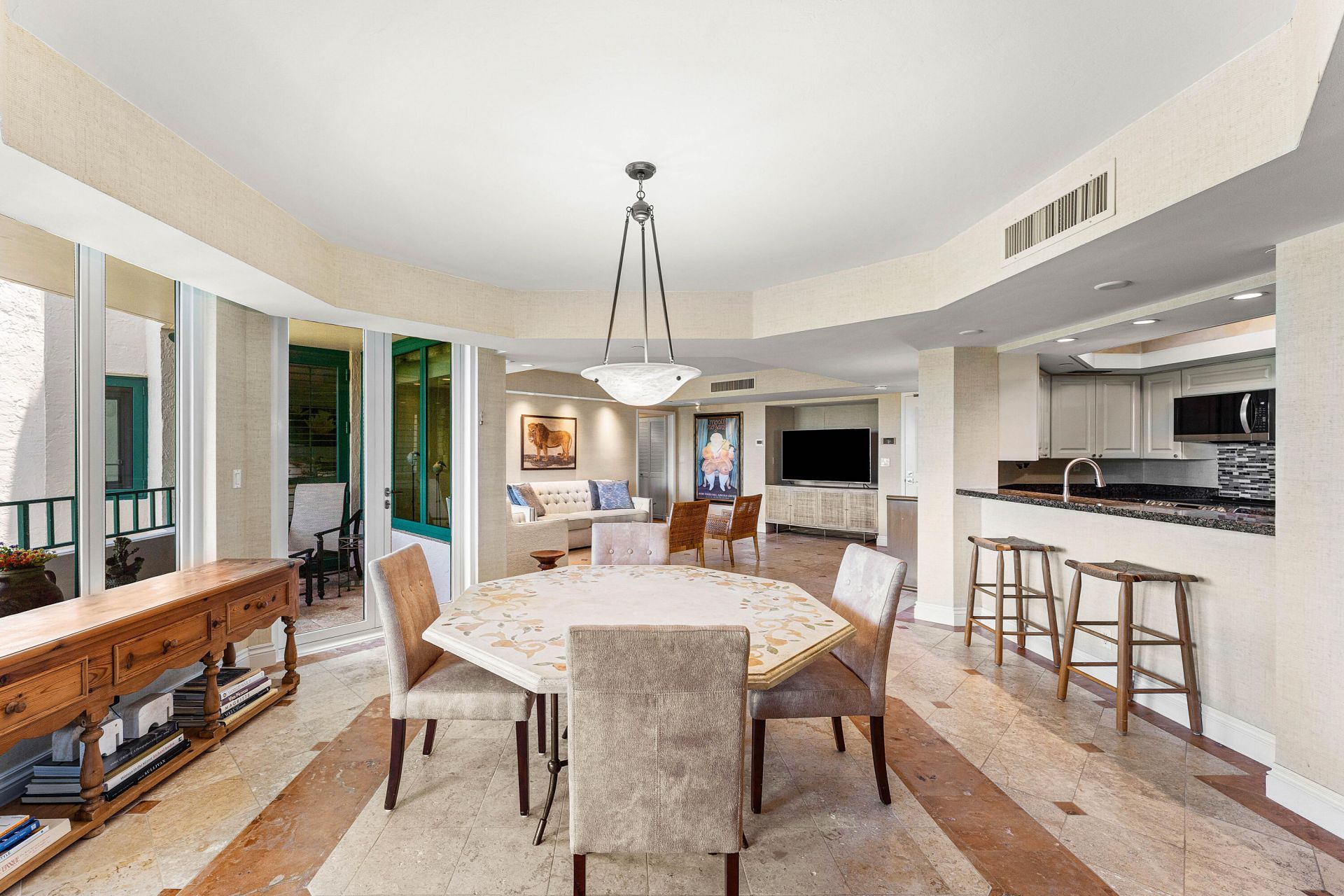 100 SE 5th Avenue, Unit 410, Boca Raton, FL 33432 Photo