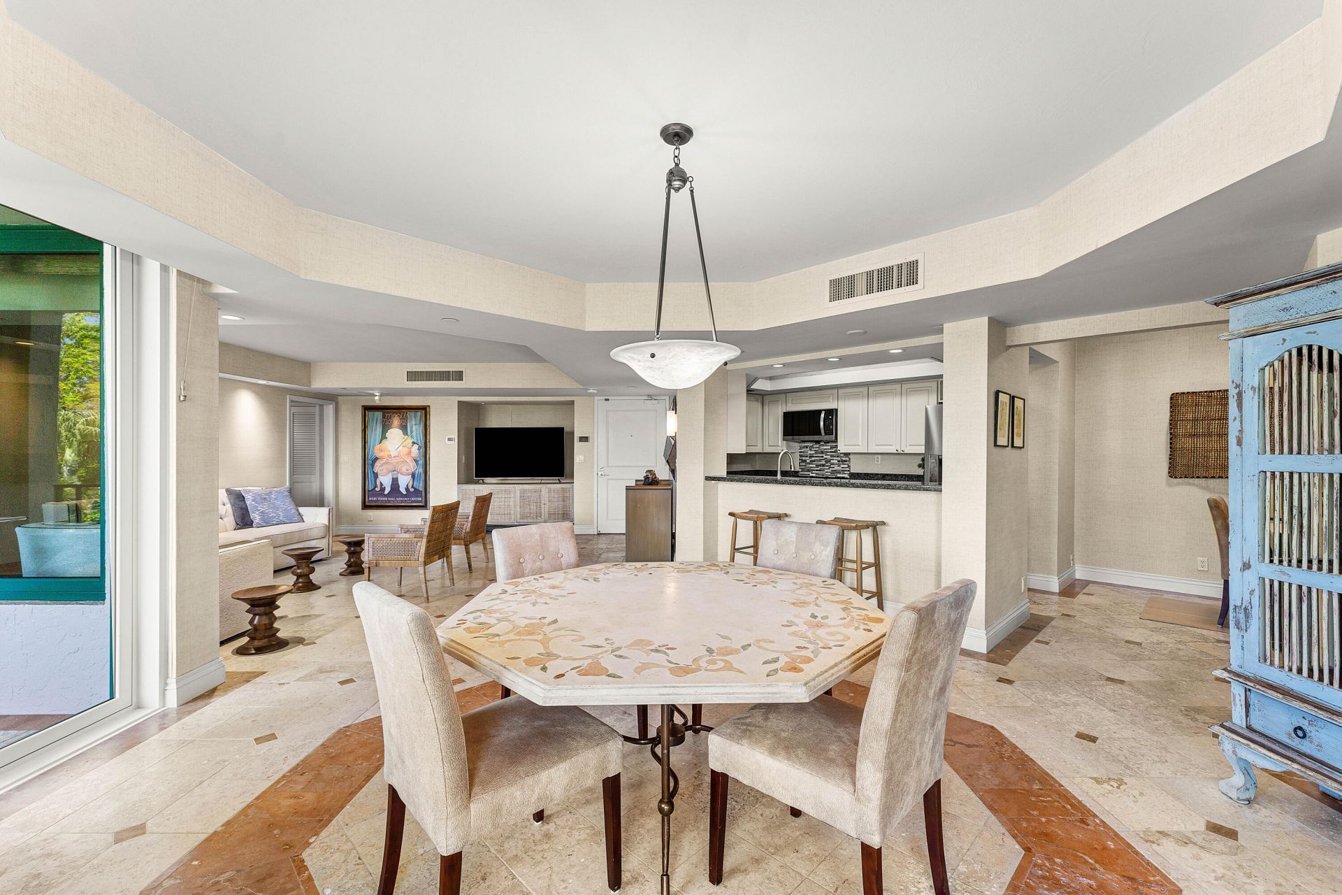 100 SE 5th Avenue, Unit 410, Boca Raton, FL 33432 Photo