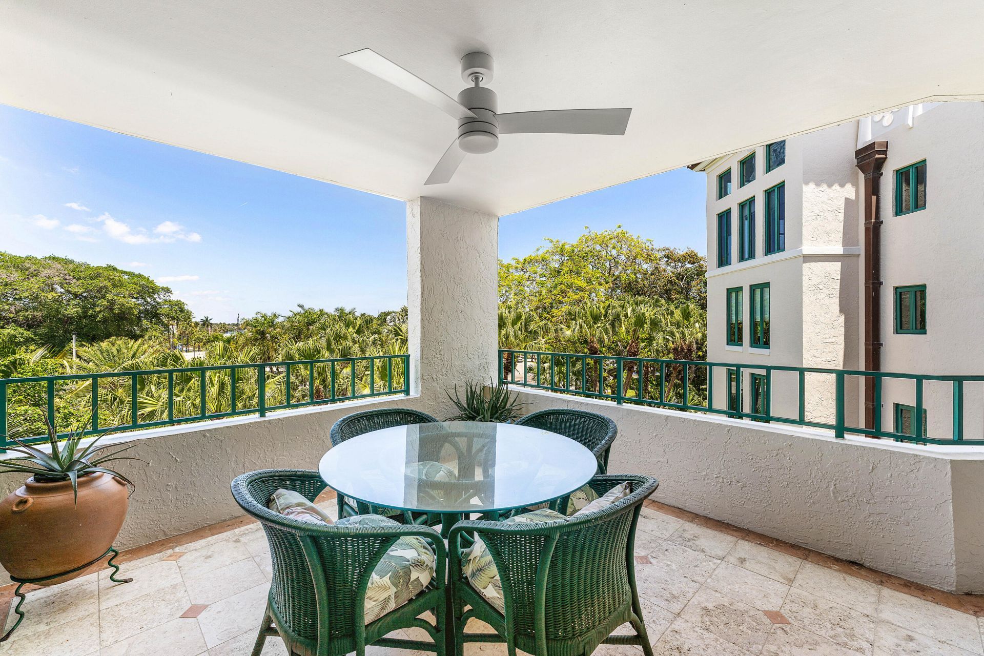 100 SE 5th Avenue, Unit 410, Boca Raton, FL 33432 Photo