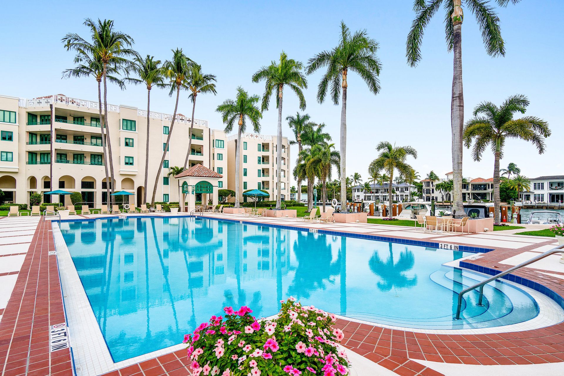 100 SE 5th Avenue, Unit 410, Boca Raton, FL 33432 Photo