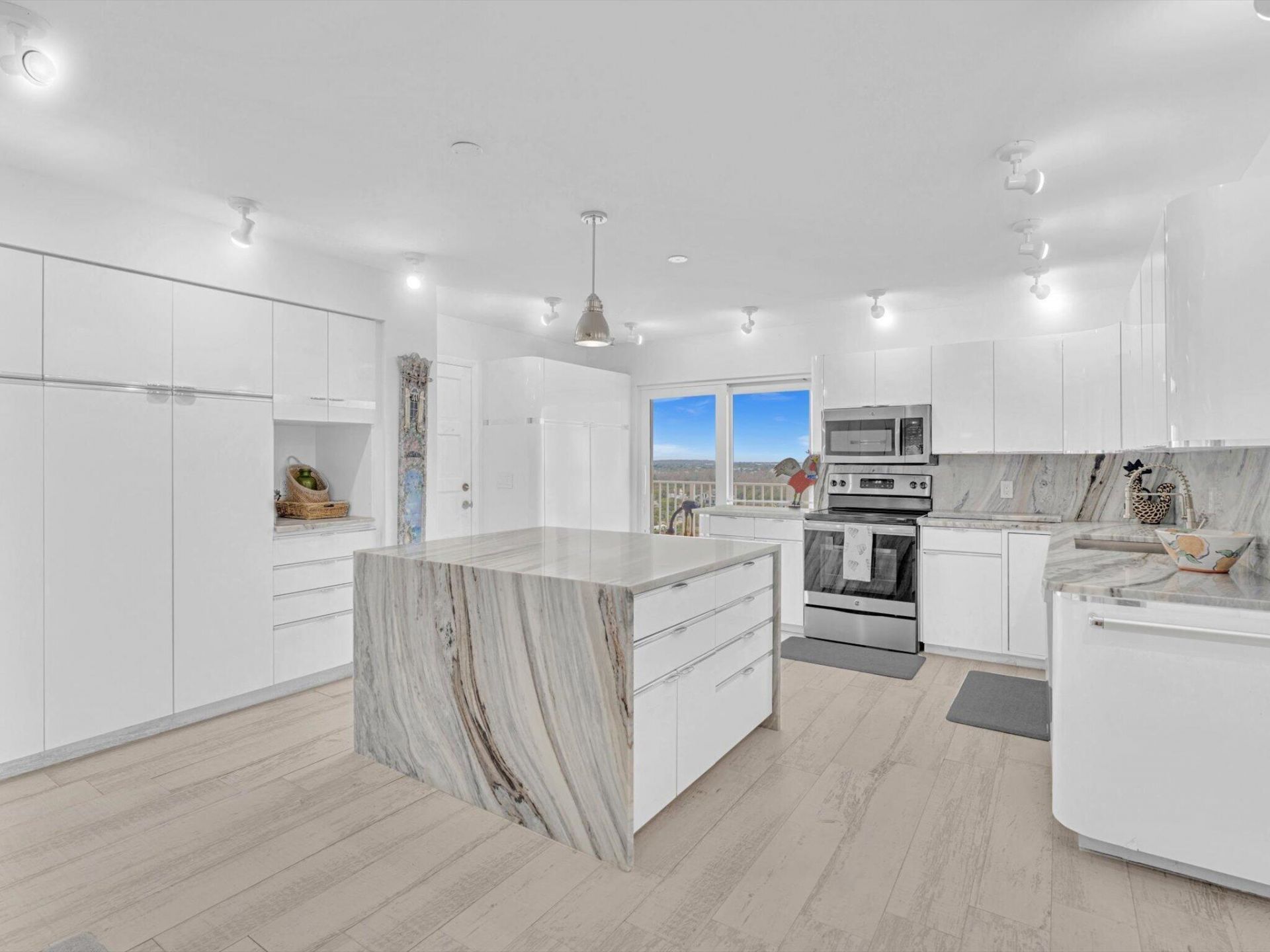 3000 S Ocean Boulevard, Unit 1504, Boca Raton, FL 33432 Photo