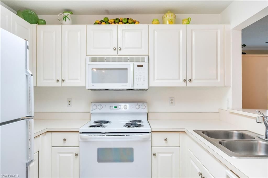 2555 Aspen Creek Ln, Unit 102, Naples, FL 34119 Photo