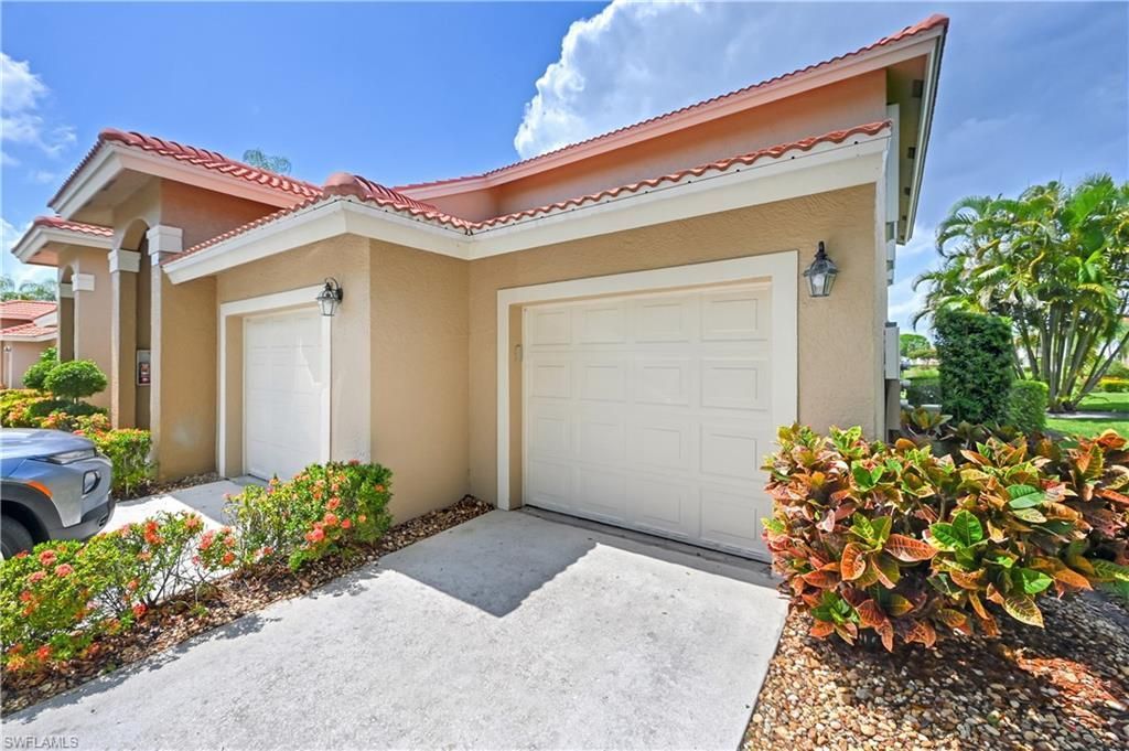 2555 Aspen Creek Ln, Unit 102, Naples, FL 34119 Photo