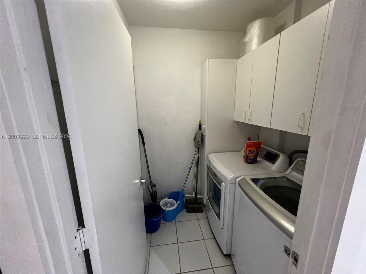 18671 Collins Ave , Unit 402, Sunny Isles Beach, FL 33160 Photo