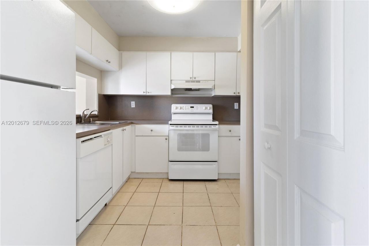 11750 SW 18th St , Unit 401-1, Miami, FL 33175 Photo