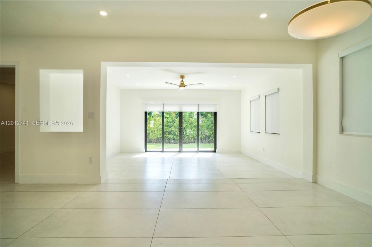 8811 Carlyle Ave , Surfside, FL 33154 Photo