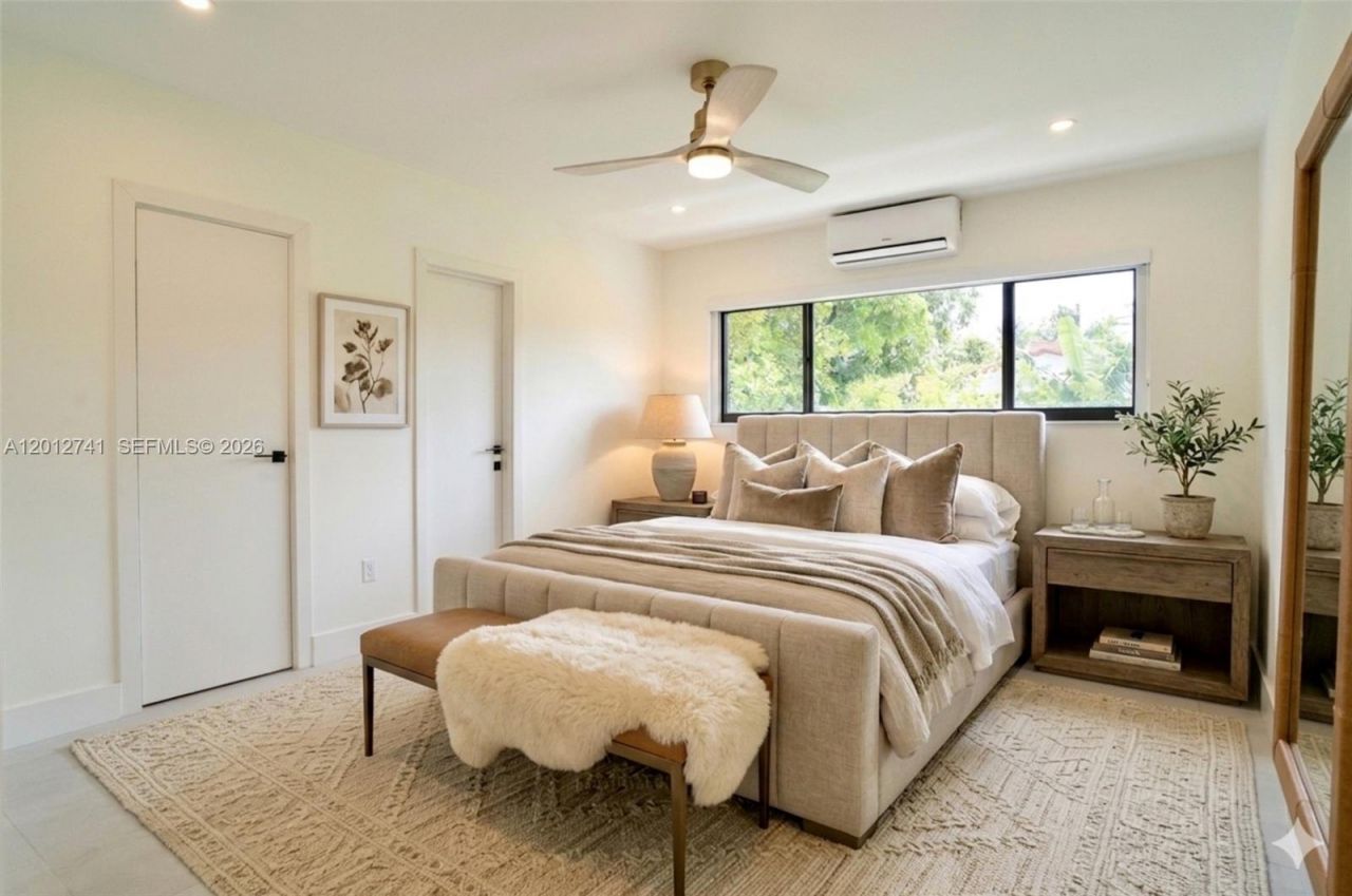8811 Carlyle Ave , Surfside, FL 33154 Photo