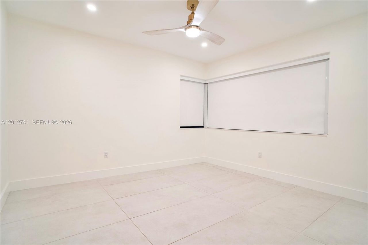 8811 Carlyle Ave , Surfside, FL 33154 Photo