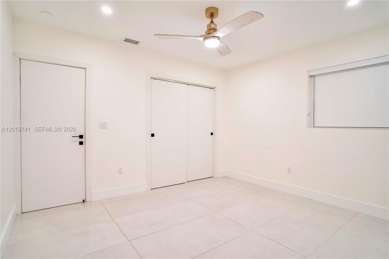 8811 Carlyle Ave , Surfside, FL 33154 Photo