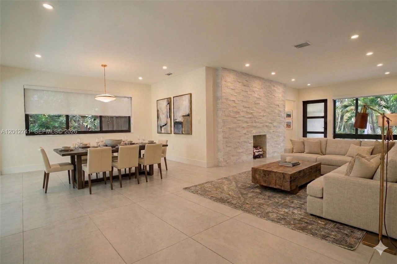 8811 Carlyle Ave , Surfside, FL 33154 Photo