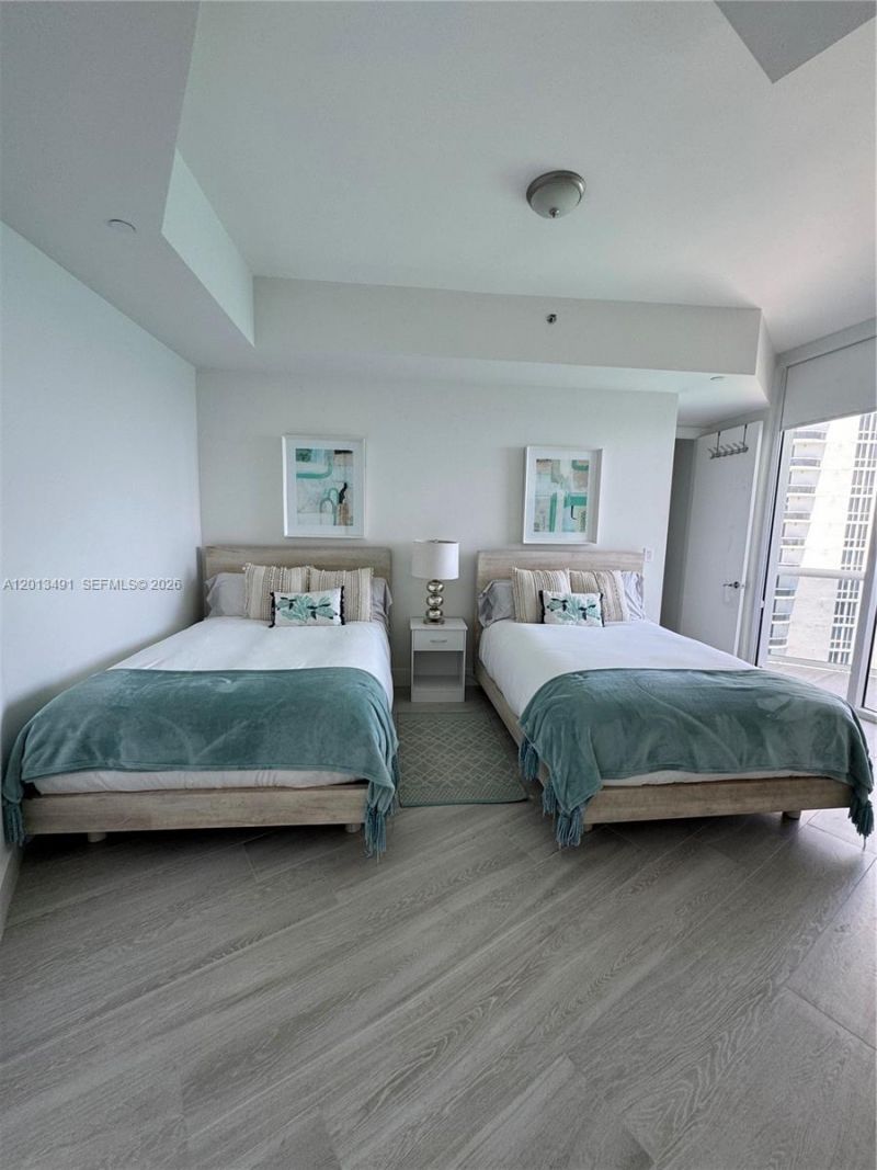 15811 Collins Ave , Unit 2703, Sunny Isles Beach, FL 33160 Photo