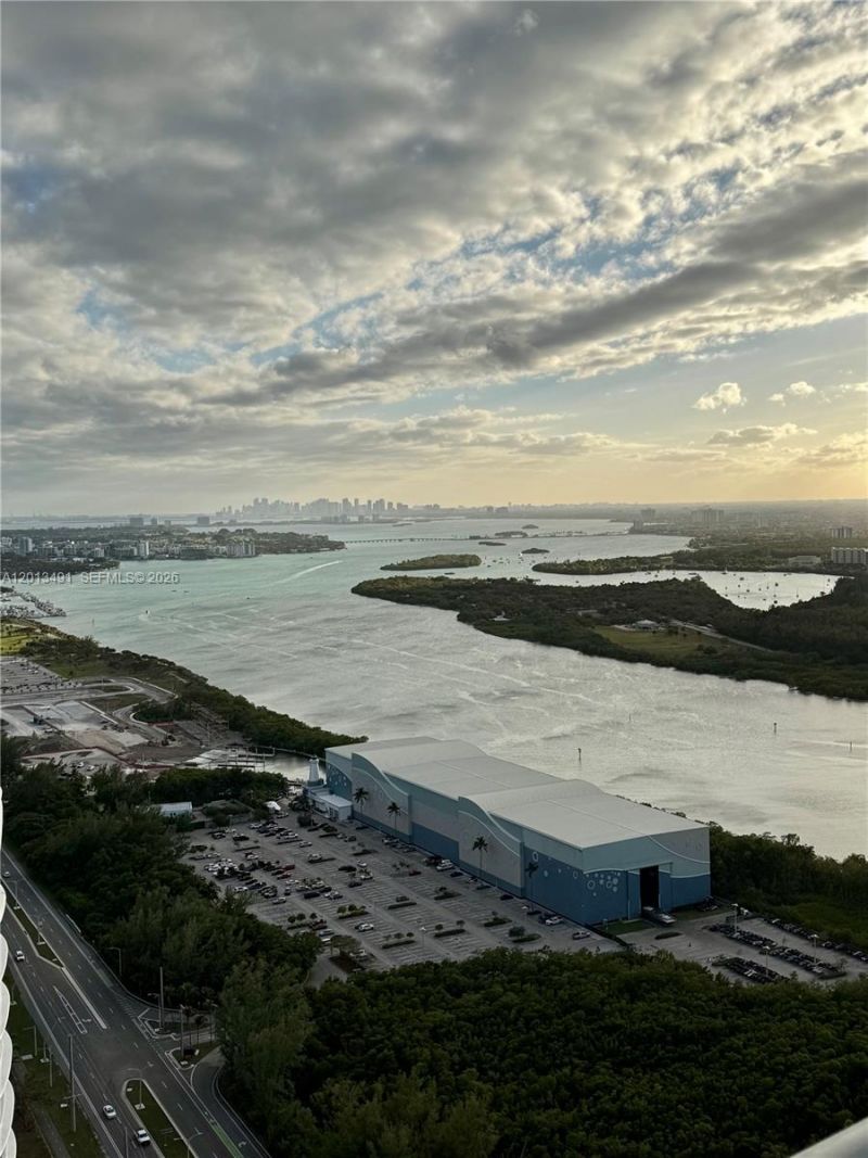 15811 Collins Ave , Unit 2703, Sunny Isles Beach, FL 33160 Photo