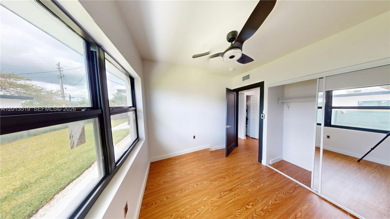 516 NW 2nd Ave , Unit 2, Hallandale Beach, FL 33009 Photo