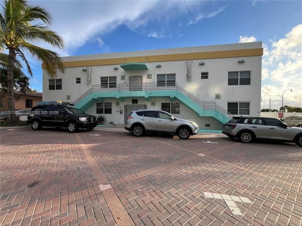 326 Wilson St, Unit 105, Hollywood, FL 33019