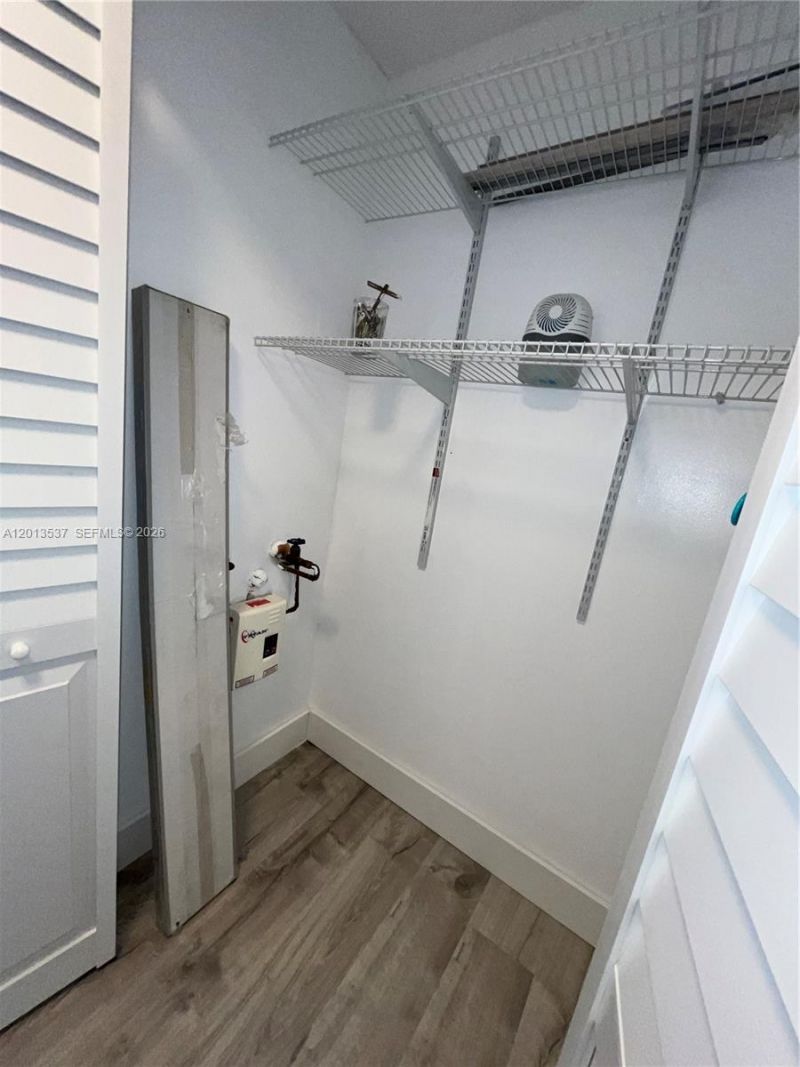 326 Wilson St, Unit 105, Hollywood, FL 33019 Photo