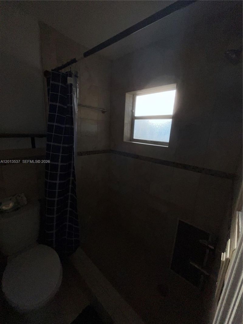 326 Wilson St, Unit 105, Hollywood, FL 33019 Photo