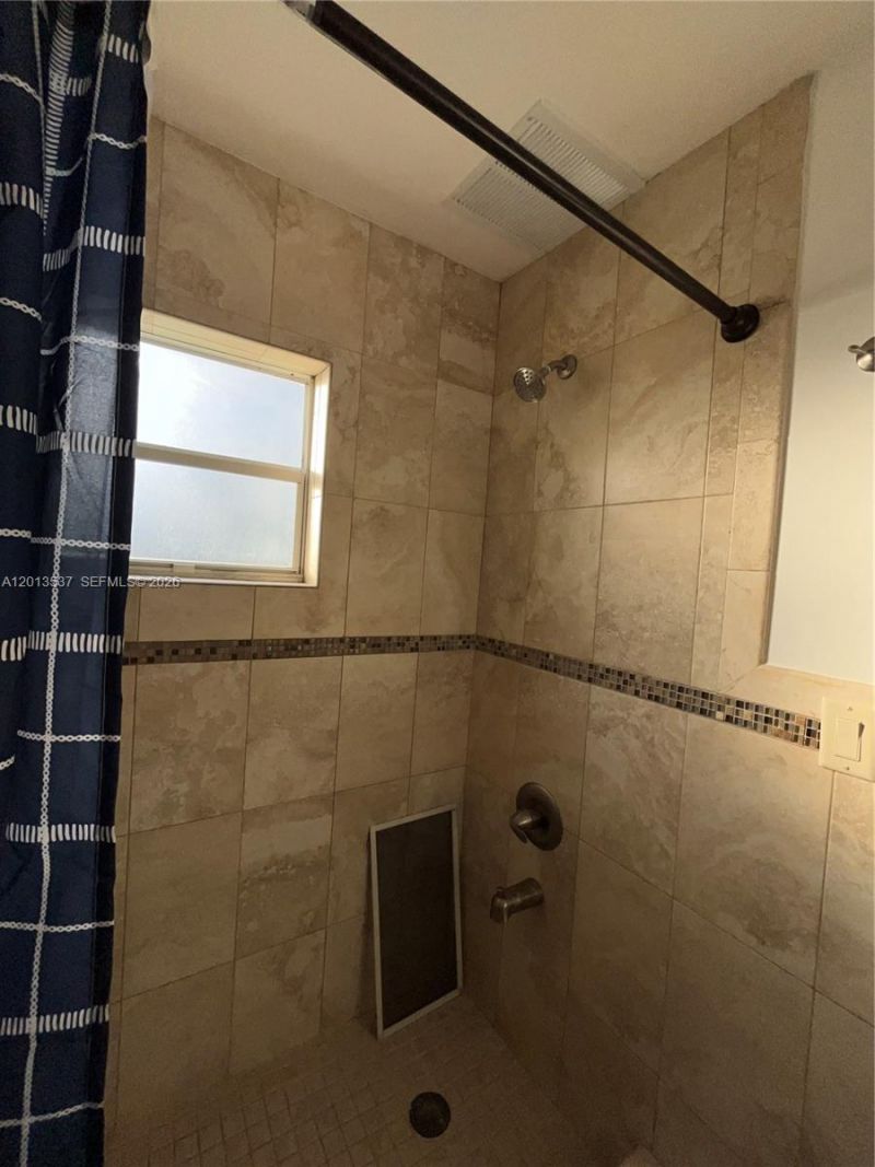 326 Wilson St, Unit 105, Hollywood, FL 33019 Photo