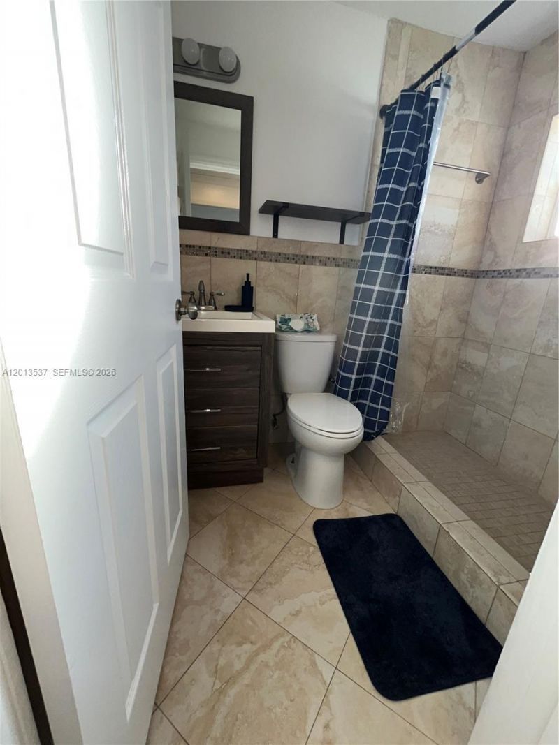 326 Wilson St, Unit 105, Hollywood, FL 33019 Photo