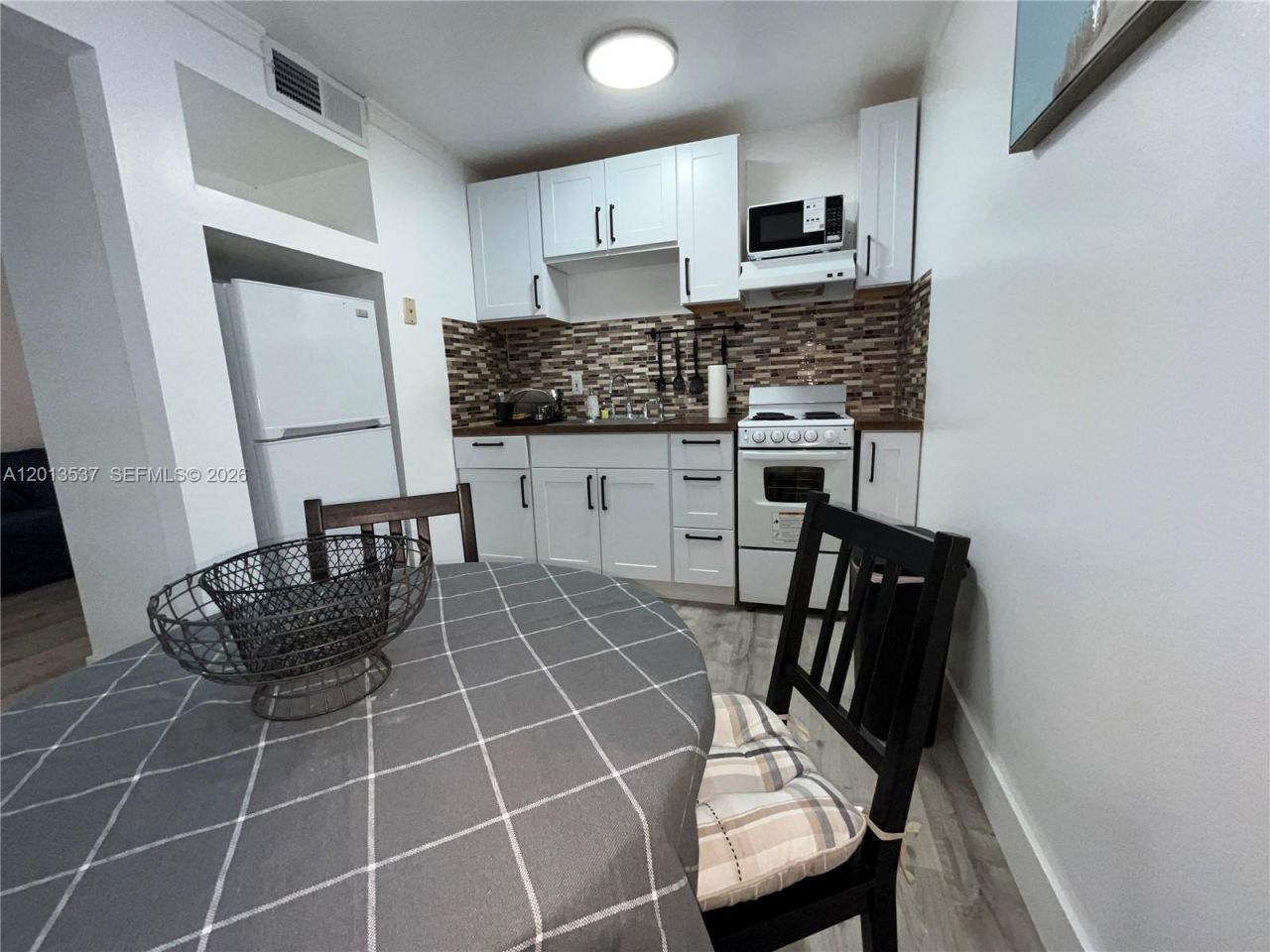 326 Wilson St, Unit 105, Hollywood, FL 33019 Photo