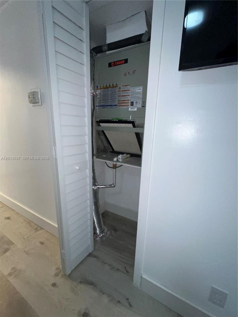 326 Wilson St, Unit 105, Hollywood, FL 33019 Photo