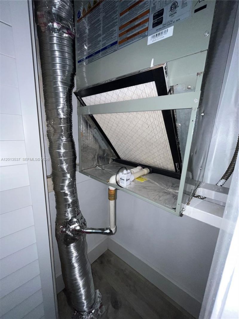 326 Wilson St, Unit 105, Hollywood, FL 33019 Photo