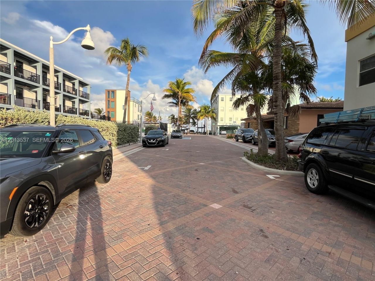 326 Wilson St, Unit 105, Hollywood, FL 33019 Photo
