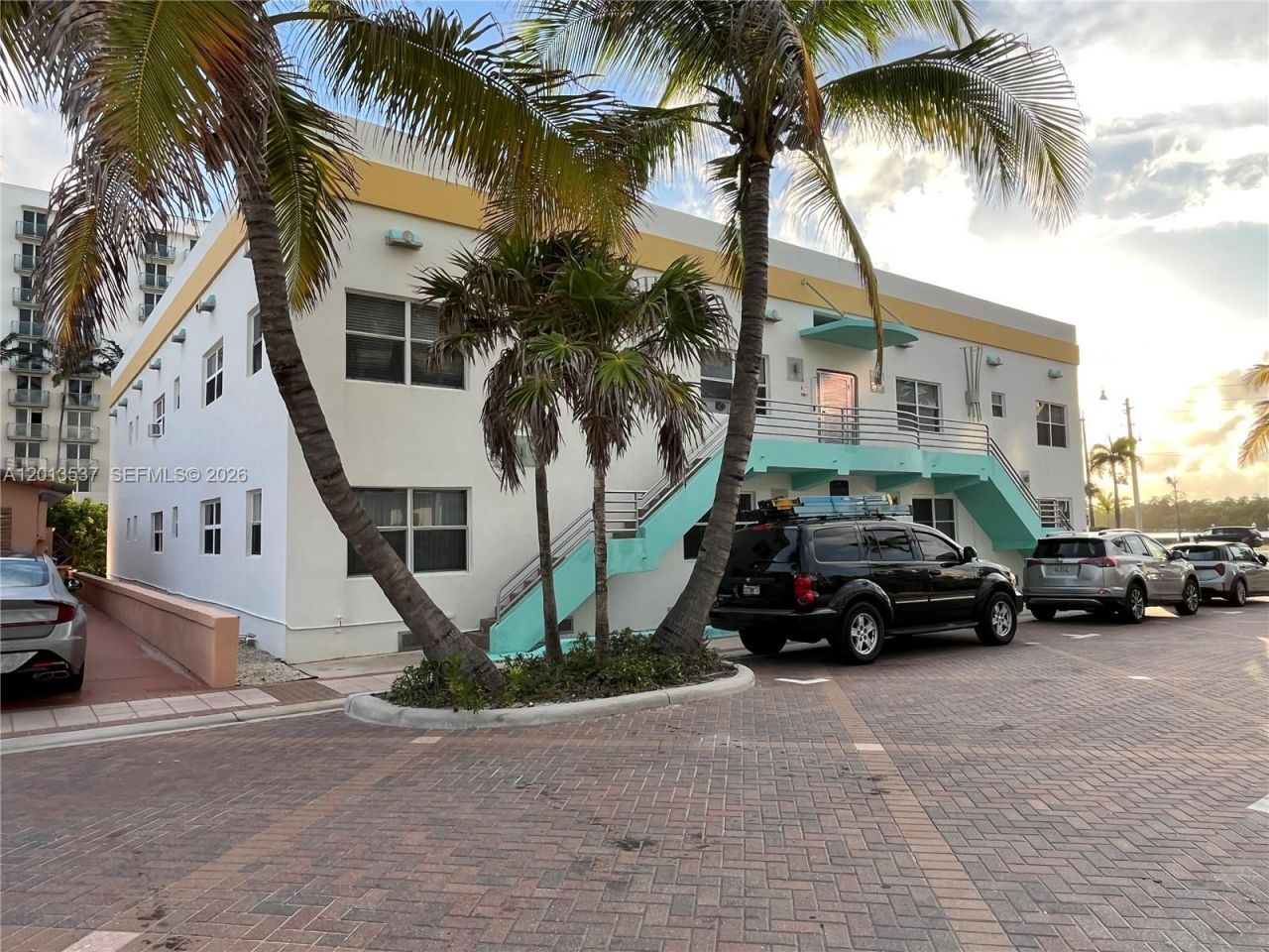326 Wilson St, Unit 105, Hollywood, FL 33019 Photo