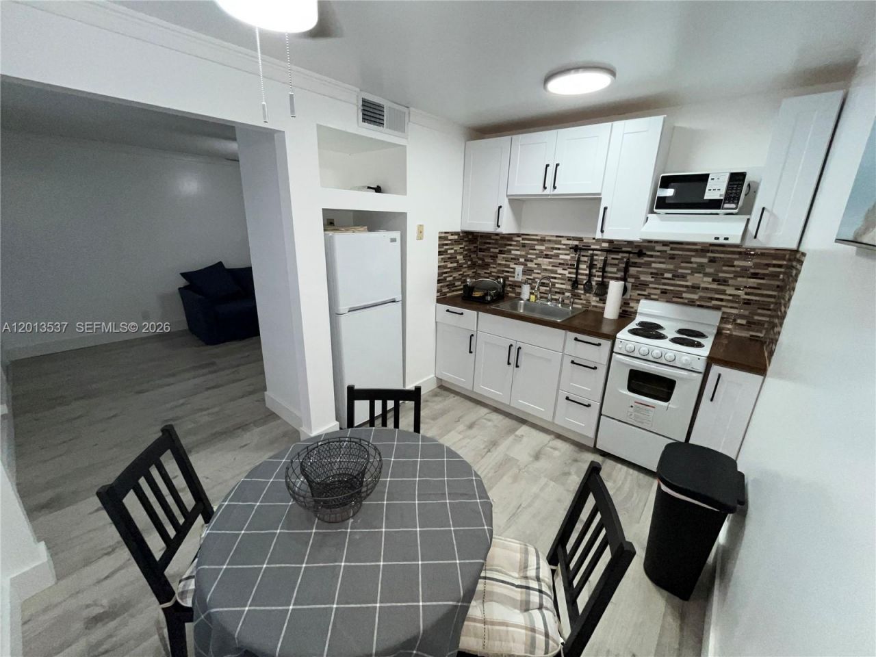 326 Wilson St, Unit 105, Hollywood, FL 33019 Photo