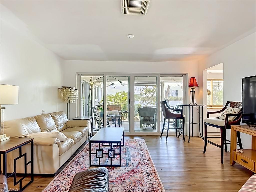 7861 Buccaneer Dr, Fort Myers Beach, FL 33931 Photo
