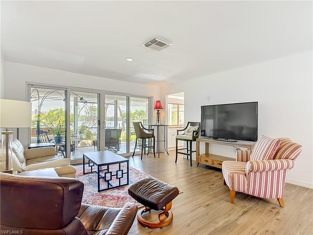 7861 Buccaneer Dr, Fort Myers Beach, FL 33931 Photo