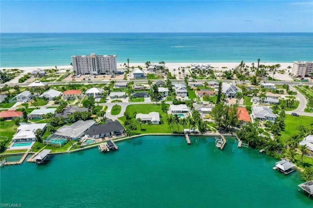 7861 Buccaneer Dr, Fort Myers Beach, FL 33931 Photo