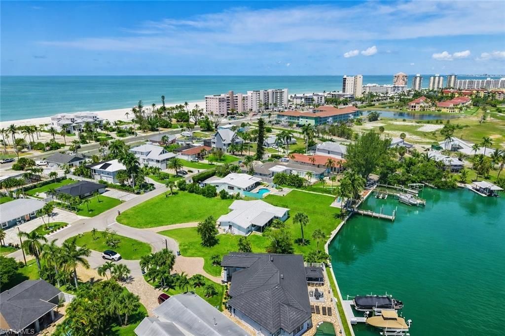 7861 Buccaneer Dr, Fort Myers Beach, FL 33931 Photo